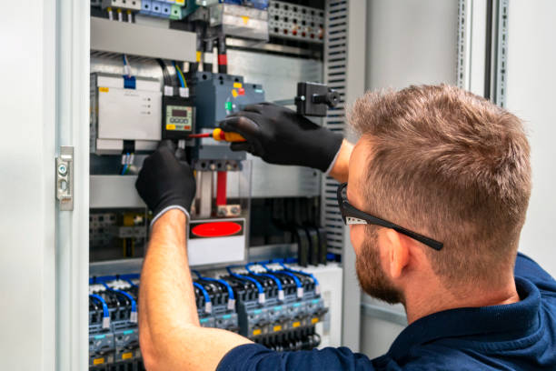 Best Licensed Electrician  in Glen Cove, NY