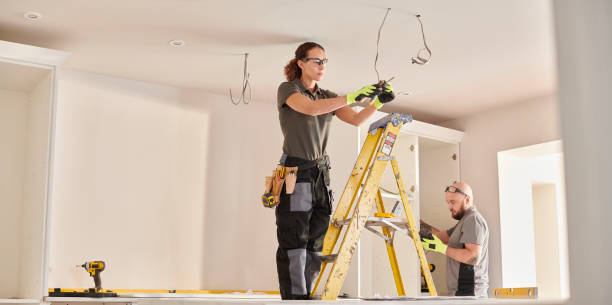 Best Emergency Electrical Repair  in Glen Cove, NY