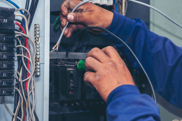Best Electrical Outlet Repair  in Glen Cove, NY